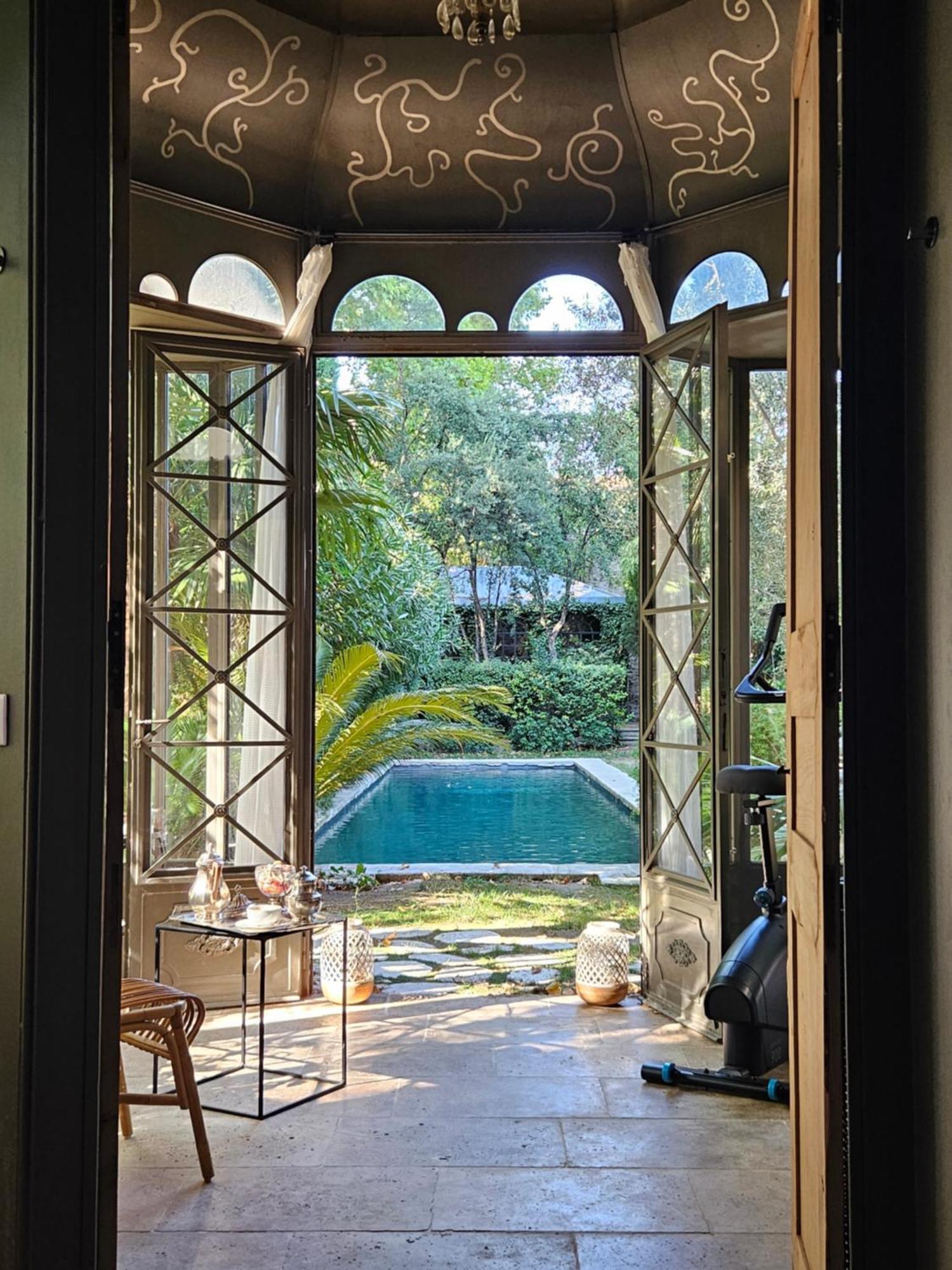 La Divine Comédie-suites Deluxe 2* Avignon
