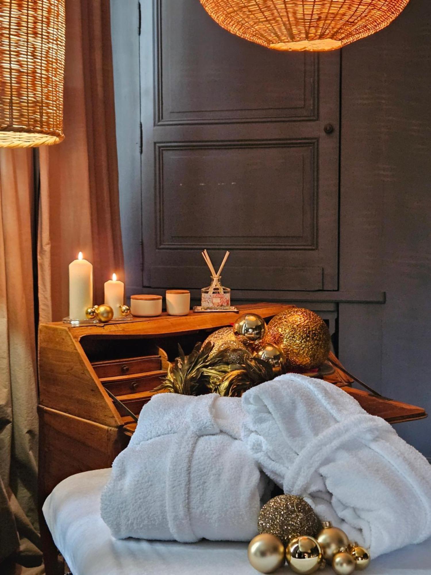 La Divine Comédie-suites Deluxe Couette-café 2*