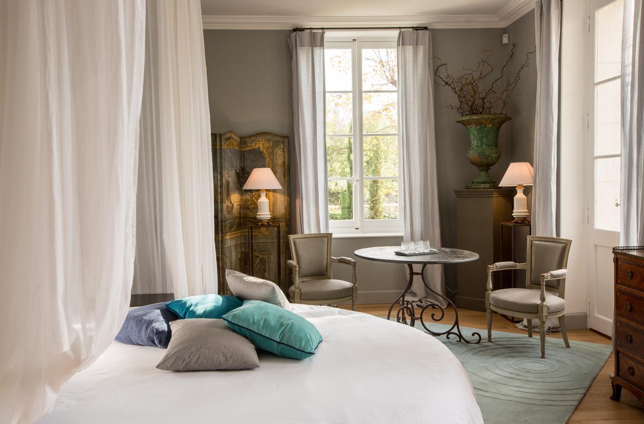Couette-café La Divine Comédie-suites Deluxe Avignon